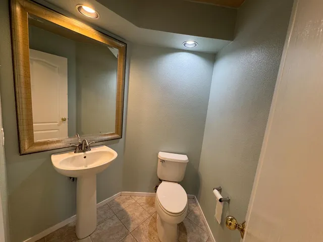 $4,100 | 26438 Honor Lane, Salinas, CA 93908