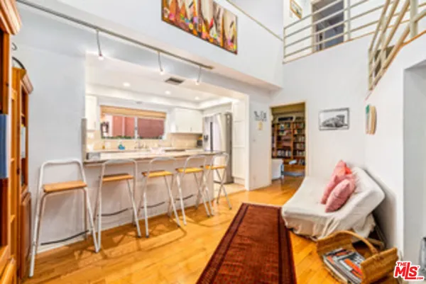 $11,000 | 225 Sherman Canal, Venice, CA 90291