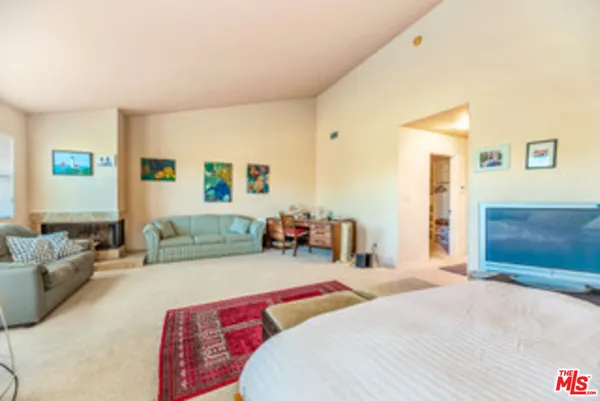 $11,000 | 225 Sherman Canal, Venice, CA 90291