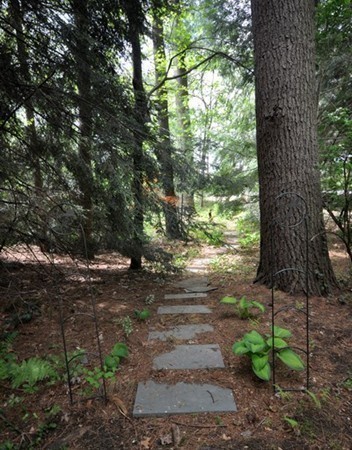 64 Strawberry Hill Road Concord, MA 01742 - Photo 23 of 26