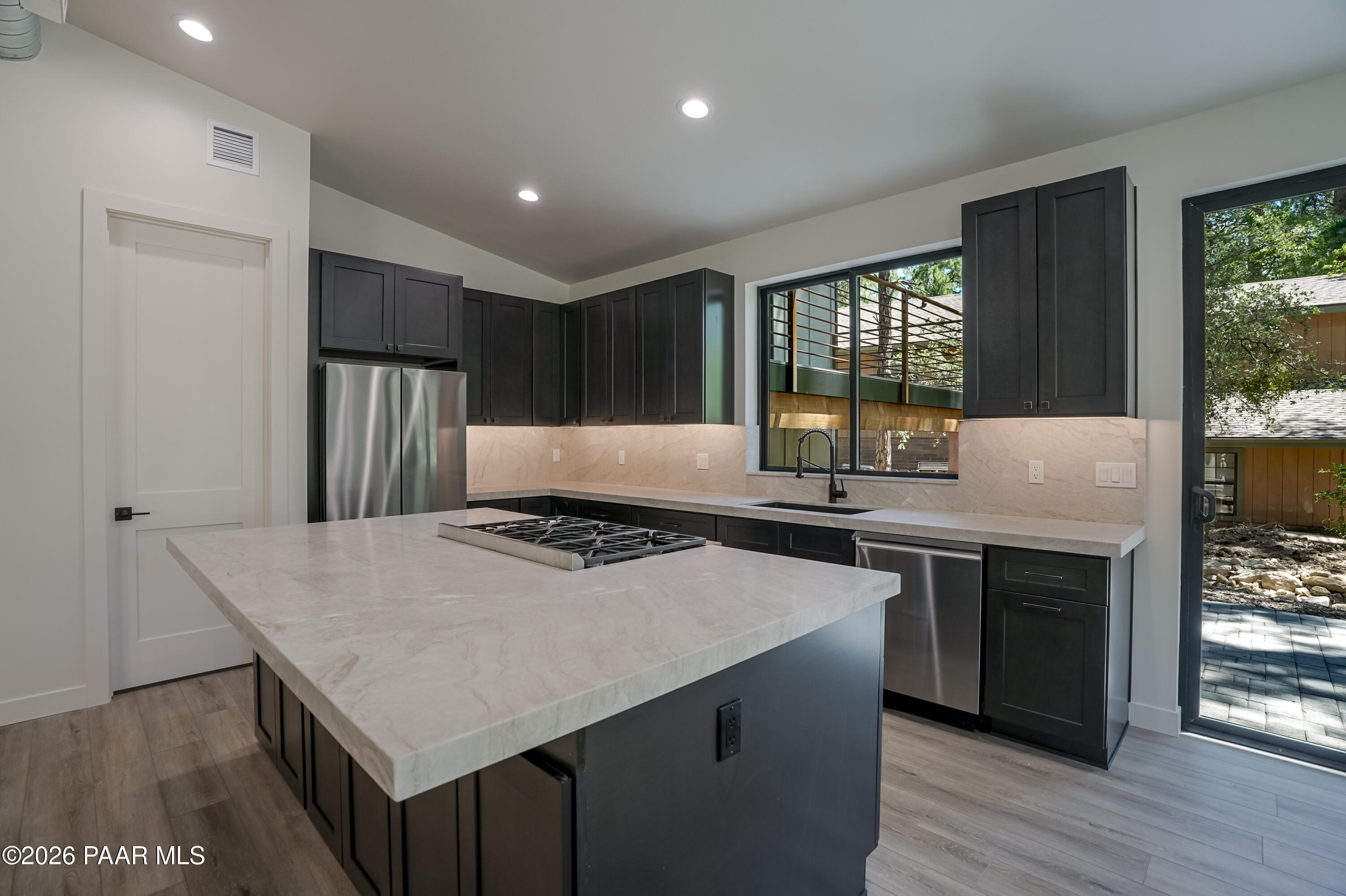 1147 East Timber Ridge Road Prescott, AZ 86303 - Photo 13 of 36 Kitchen