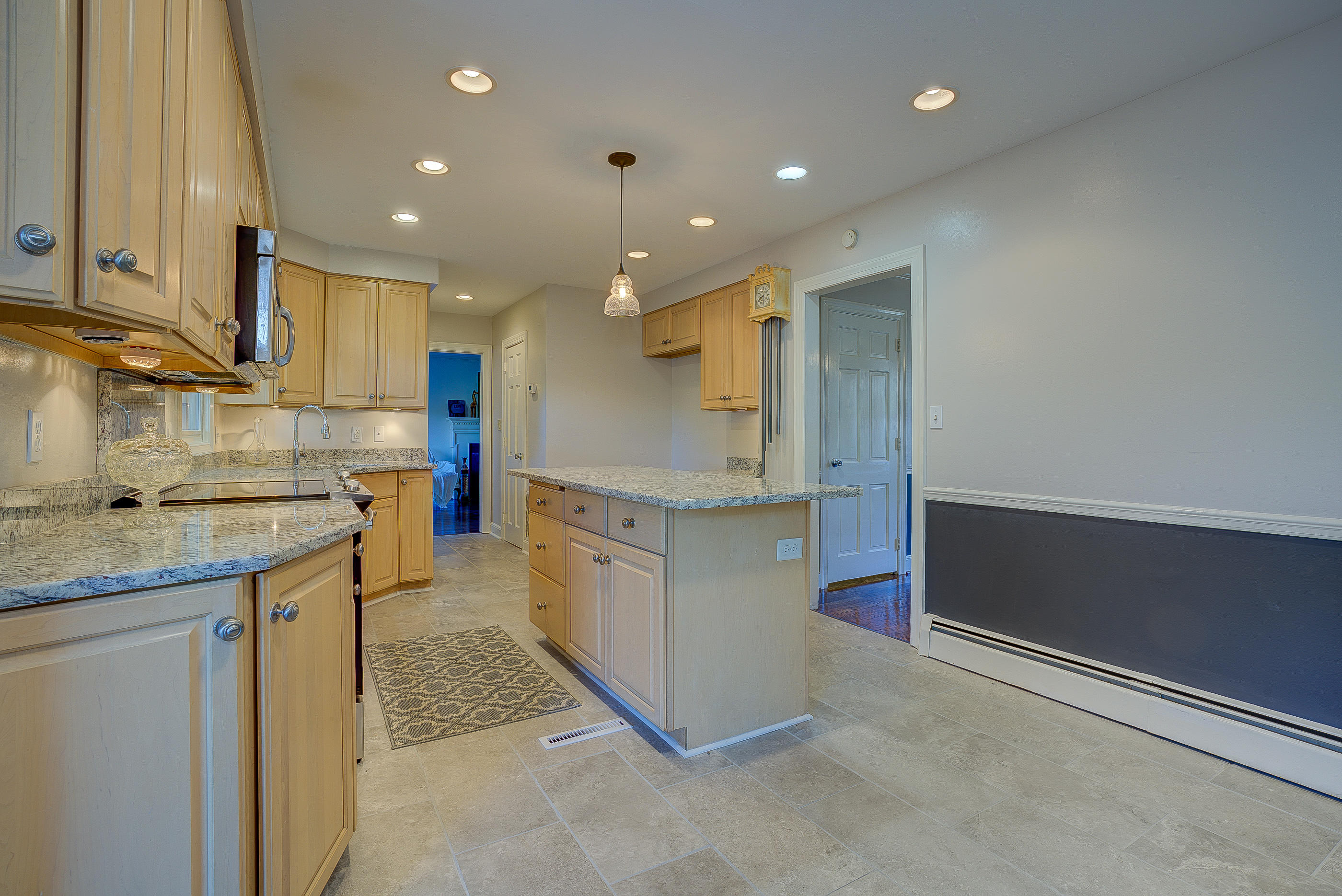 3730 Winding Way Road Southwest Roanoke, VA 24015 - Photo 14 of 43 21