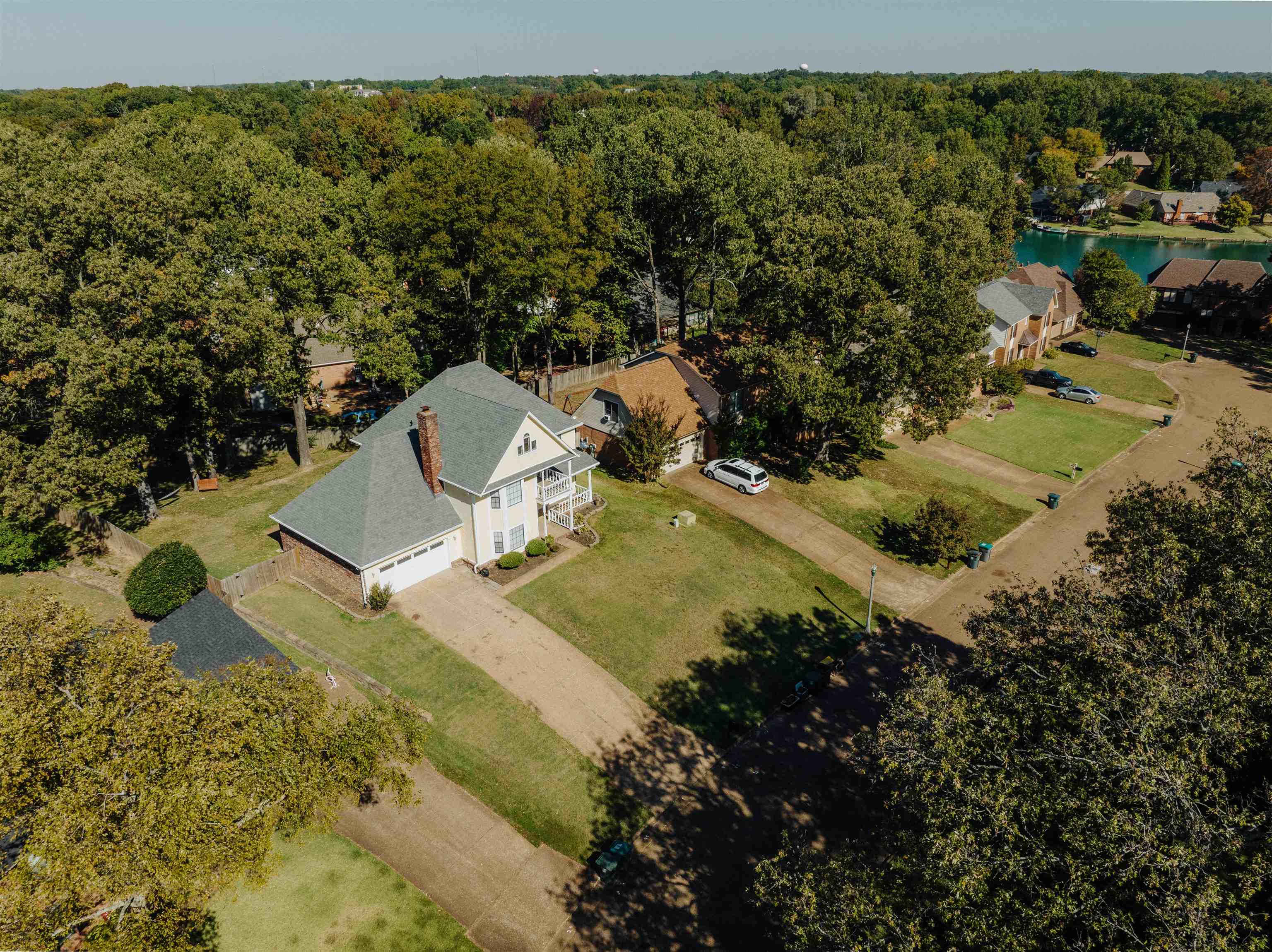 2375 Cherry Spring Cove Memphis, TN 38016 - Photo 33 of 33 an aerial view of a house with a yard