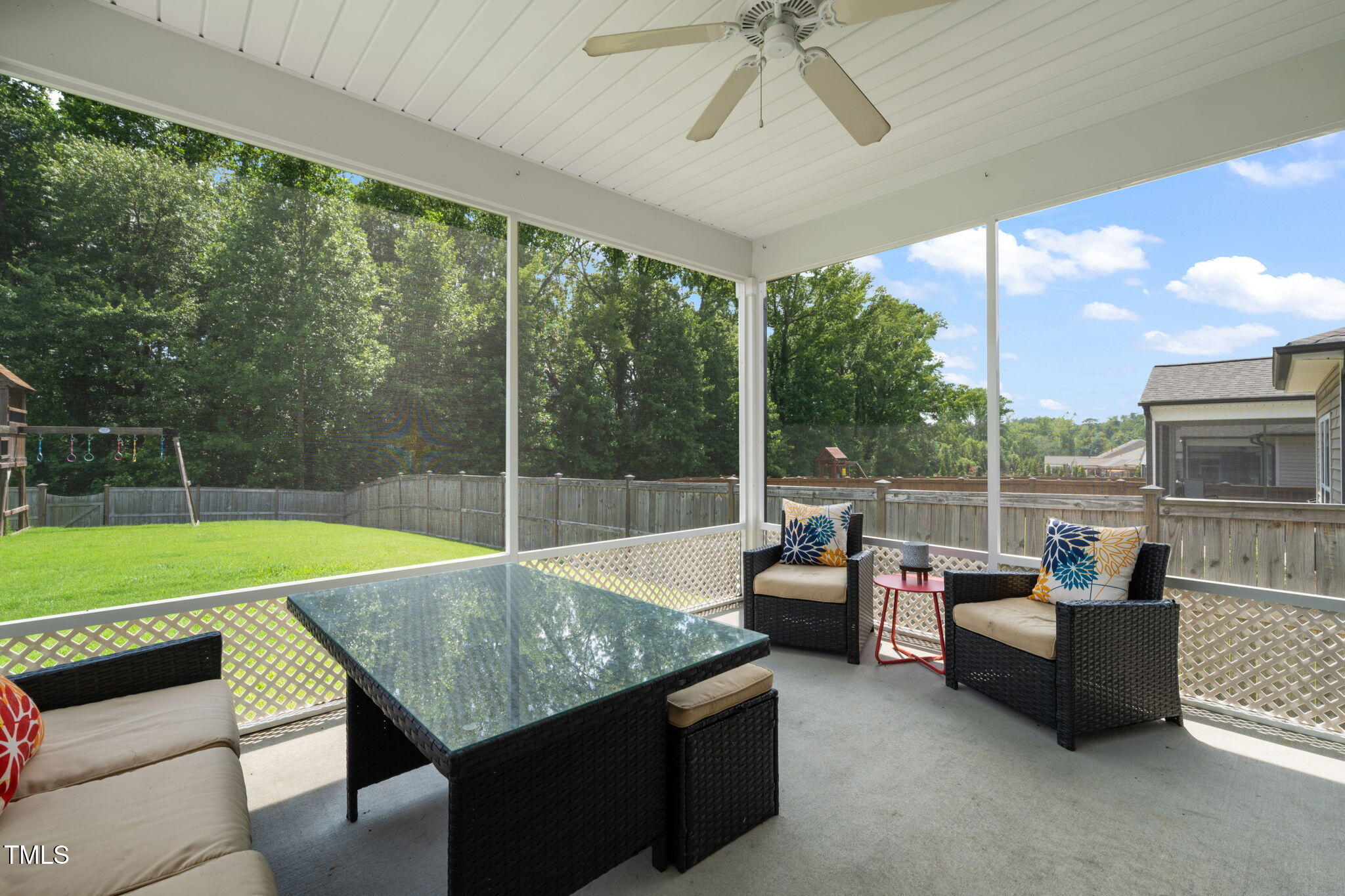 2437 Nassau Trace Fuquay-Varina, NC 27526 - Photo 29 of 38 31-web-or-mls-untitled-27