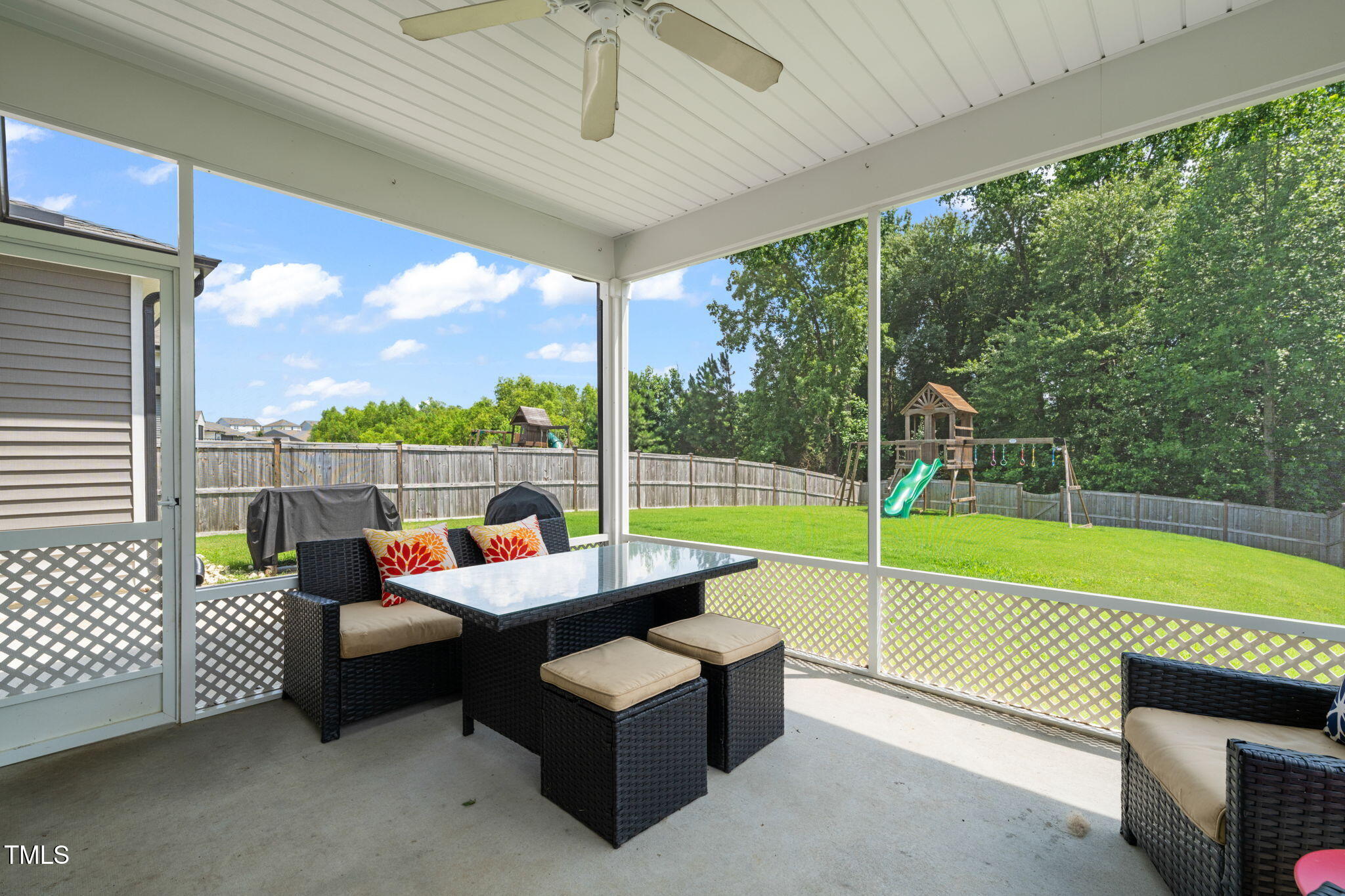 2437 Nassau Trace Fuquay-Varina, NC 27526 - Photo 30 of 38 32-web-or-mls-untitled-28