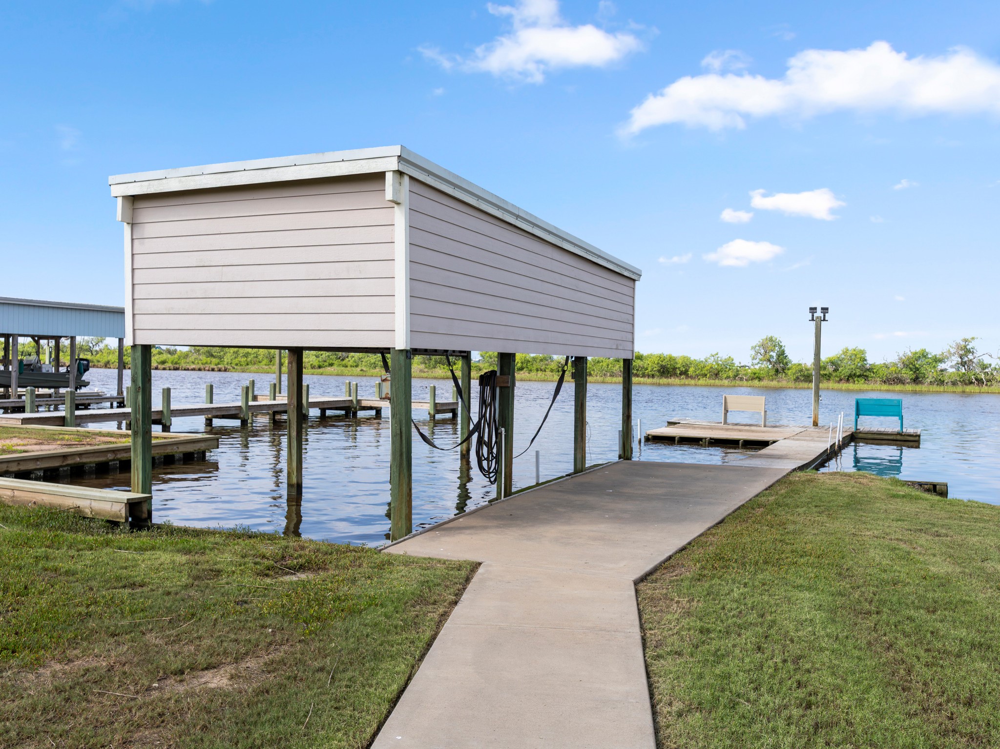 124 Seagull Road Sargent, TX 77414 - Photo 10 of 49