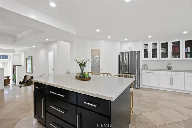 $1,679,000 | 19355 Maidstone Lane, Huntington Beach, CA 92648