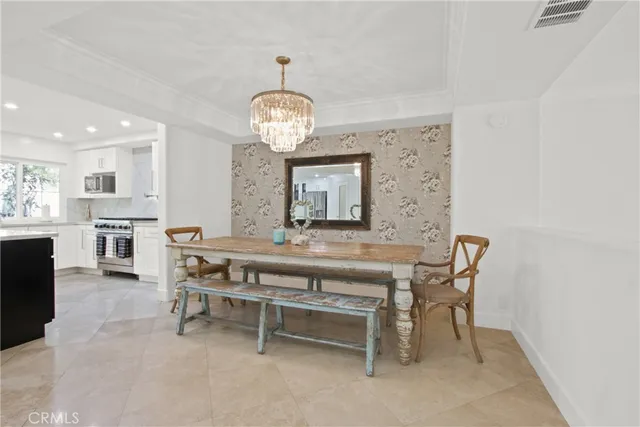 $1,679,000 | 19355 Maidstone Lane, Huntington Beach, CA 92648