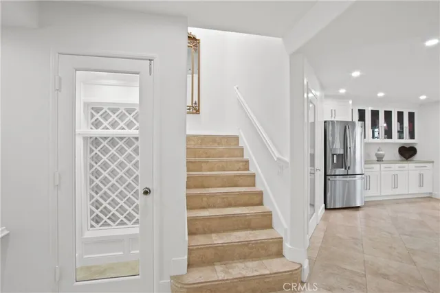 $1,679,000 | 19355 Maidstone Lane, Huntington Beach, CA 92648