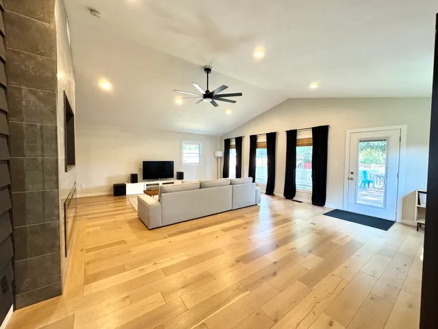 $335,000 | 2902 South Myra Ridge Drive, Urbana, IL 61802