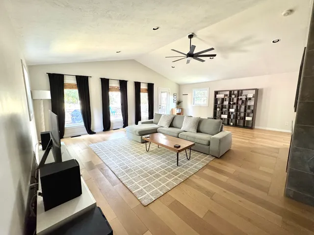 $335,000 | 2902 South Myra Ridge Drive, Urbana, IL 61802