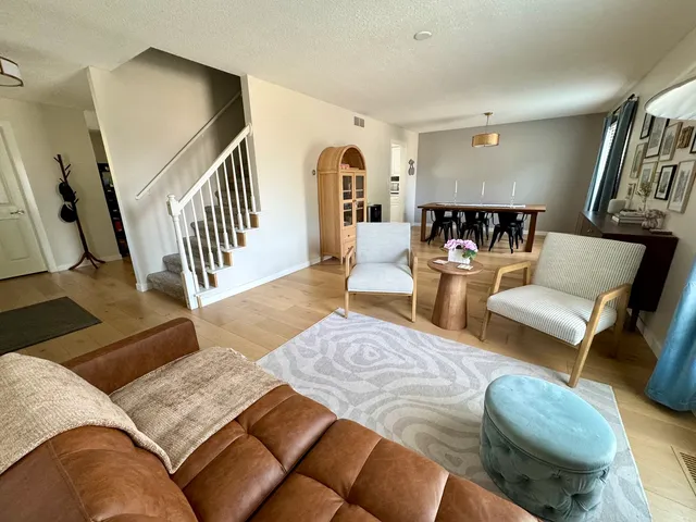 $335,000 | 2902 South Myra Ridge Drive, Urbana, IL 61802