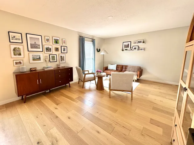 $335,000 | 2902 South Myra Ridge Drive, Urbana, IL 61802