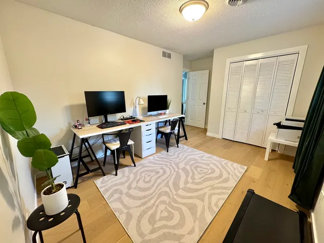 $335,000 | 2902 South Myra Ridge Drive, Urbana, IL 61802