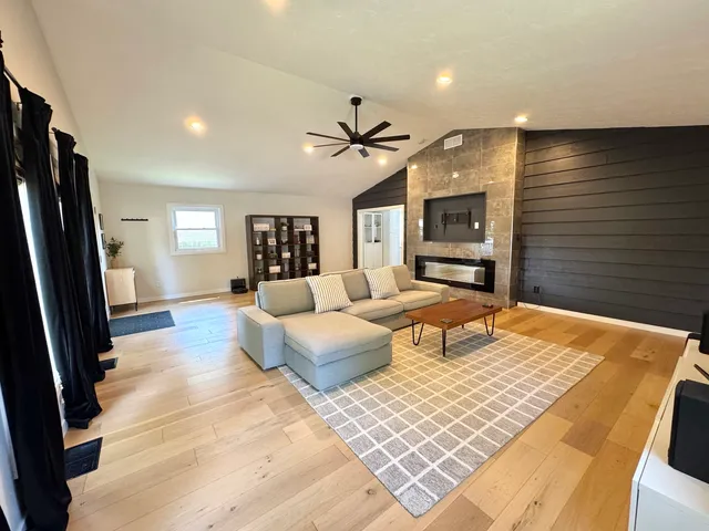 $335,000 | 2902 South Myra Ridge Drive, Urbana, IL 61802