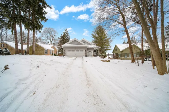 $1,500,000 | 5160 Merriman Road, Jackson, MI 49201