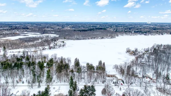 $1,500,000 | 5160 Merriman Road, Jackson, MI 49201