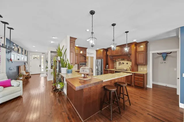 $1,500,000 | 5160 Merriman Road, Jackson, MI 49201