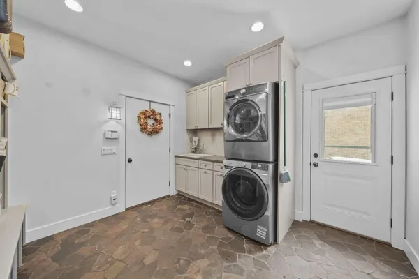 $1,500,000 | 5160 Merriman Road, Jackson, MI 49201