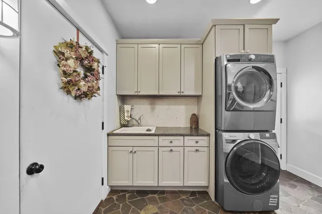 $1,500,000 | 5160 Merriman Road, Jackson, MI 49201