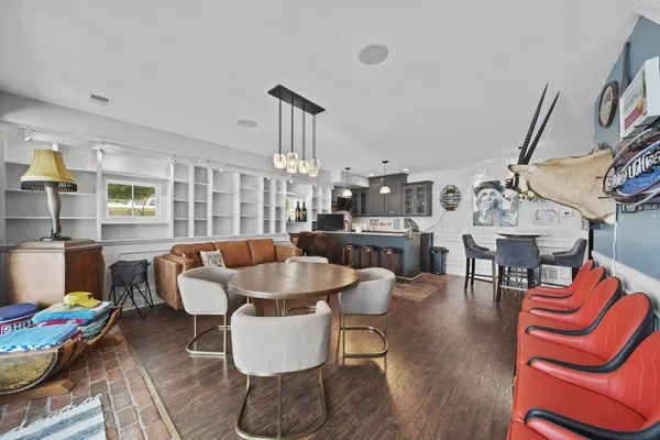 $1,500,000 | 5160 Merriman Road, Jackson, MI 49201