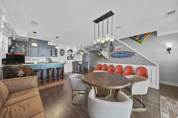 $1,500,000 | 5160 Merriman Road, Jackson, MI 49201