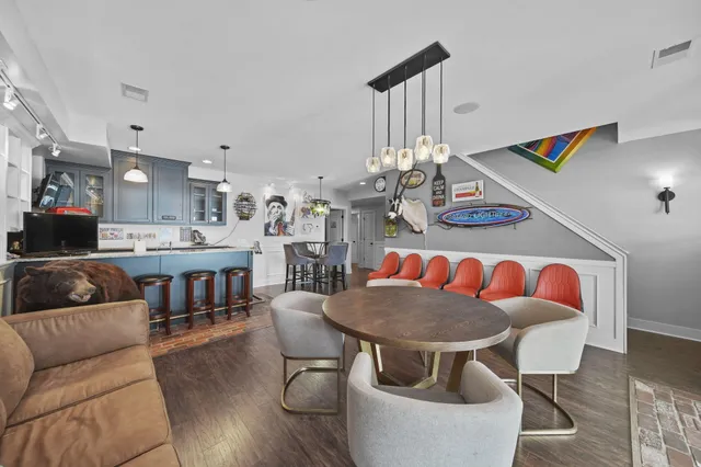 $1,500,000 | 5160 Merriman Road, Jackson, MI 49201