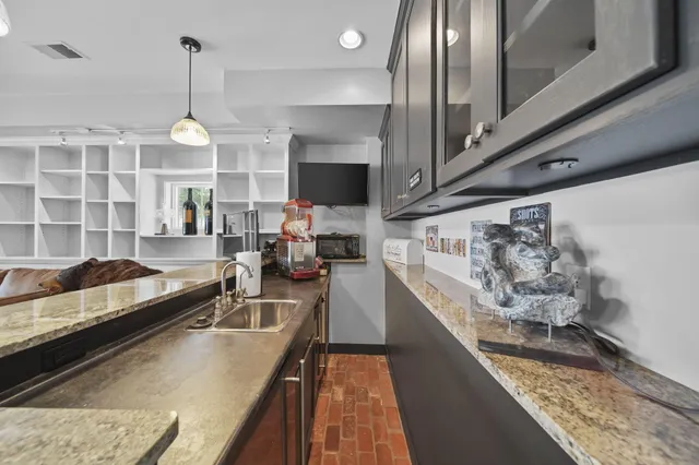 $1,500,000 | 5160 Merriman Road, Jackson, MI 49201