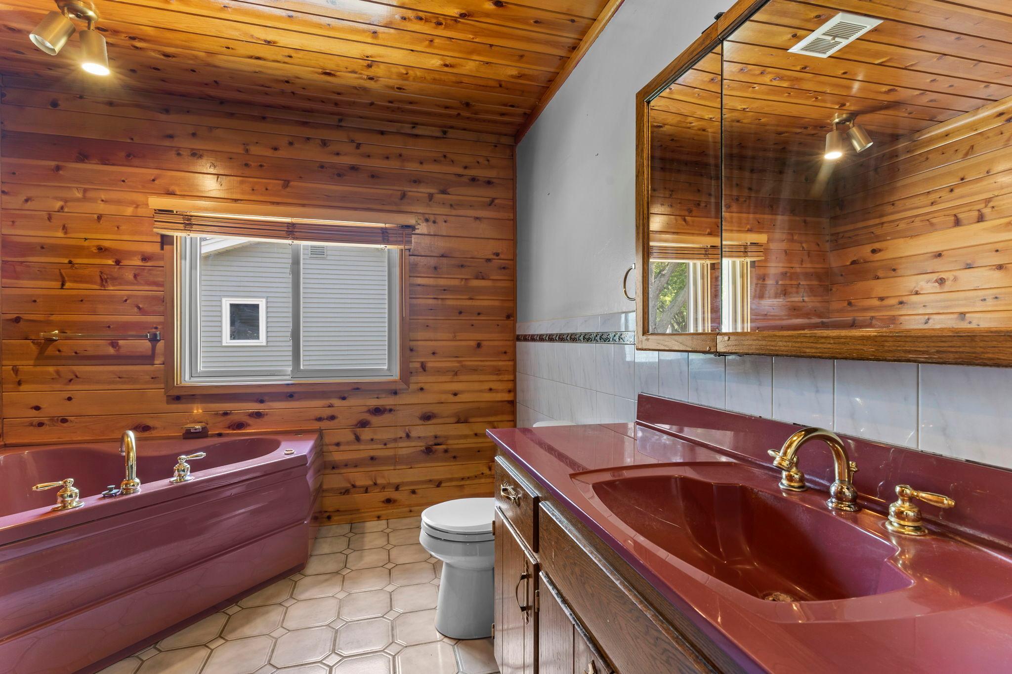 2515 Hillview Road Mounds View, MN 55112 - Photo 15 of 65 Gallery Image 15