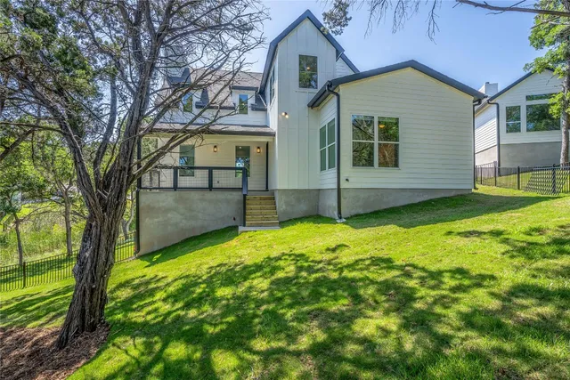 $4,700 | 3018 Sunridge Drive, Unit 4, Austin, TX 78741