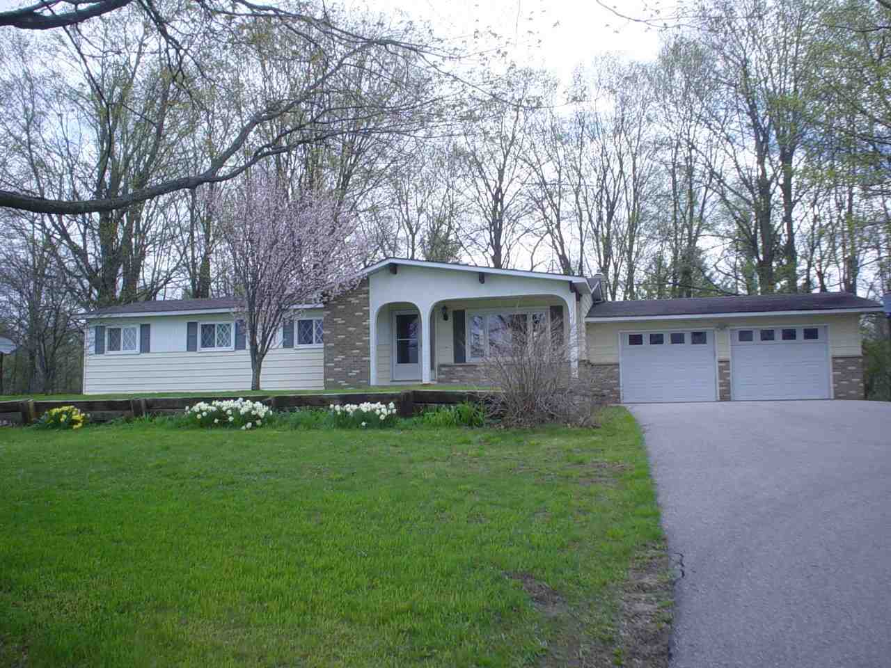 3585 Stillwagon Road West Branch, MI 48661 - Photo 14 of 24 1846577-13.JPG