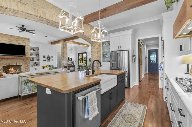 $699,000 | 151 Stump Ridge Road, Brandon, MS 39047