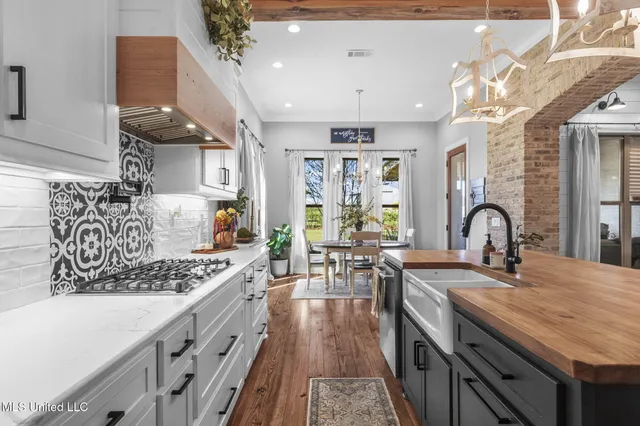 $699,000 | 151 Stump Ridge Road, Brandon, MS 39047