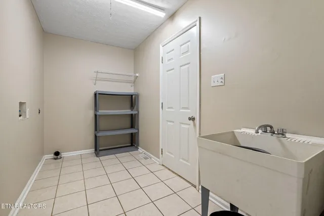 $339,500 | 541 Pebble Creek Road, Knoxville, TN 37918