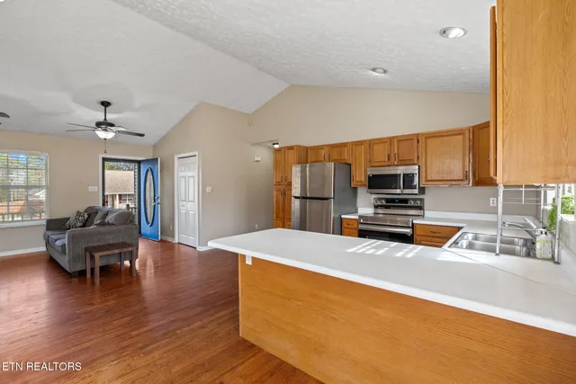 $339,500 | 541 Pebble Creek Road, Knoxville, TN 37918