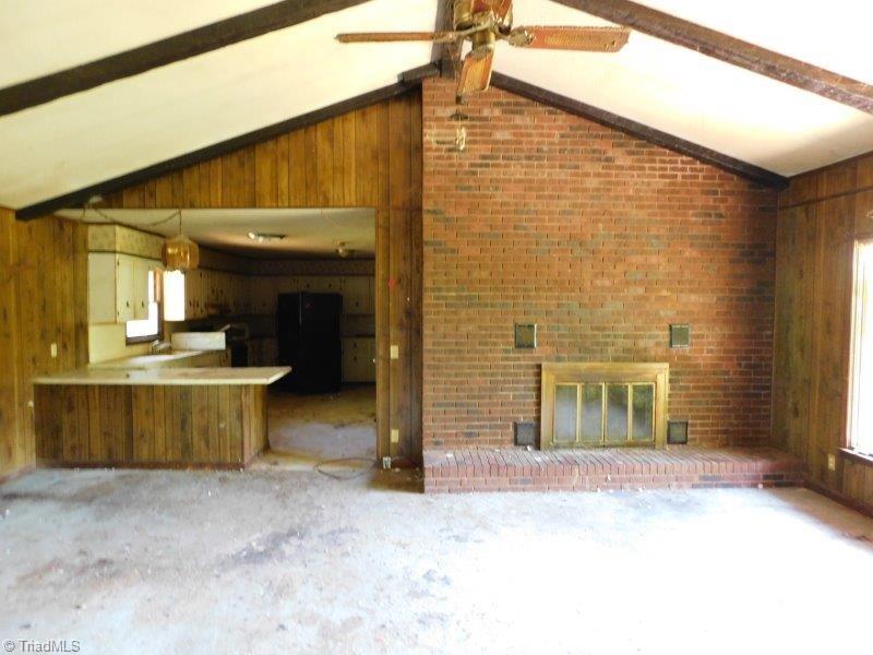 4115 Valley Ridge Drive Trinity, NC 27370 - Photo 3 of 16 Gallery Image 3