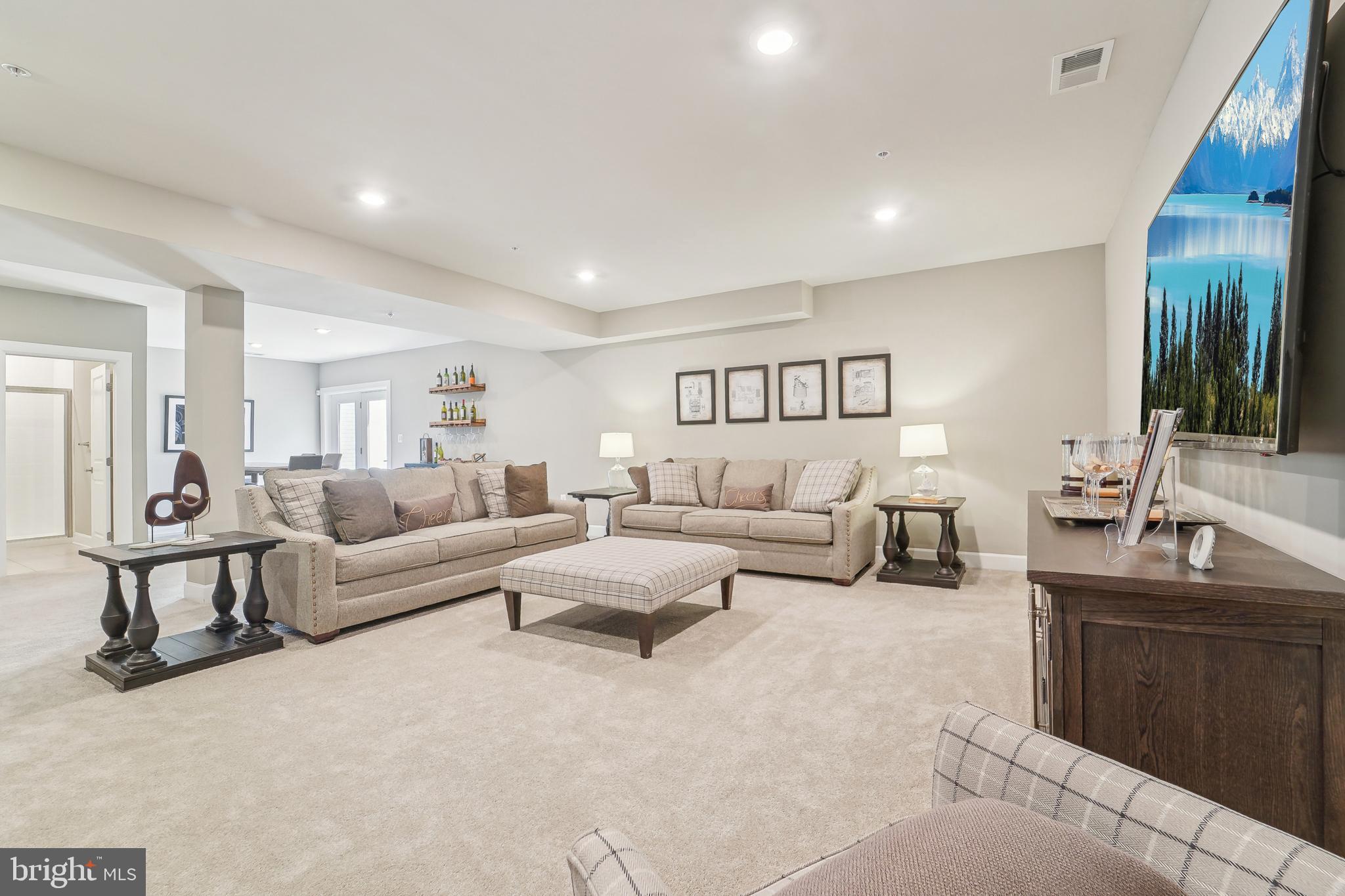 6503 Clubhouse Boulevard Laurel, MD 20708 - Photo 46 of 61 Gallery Image 46
