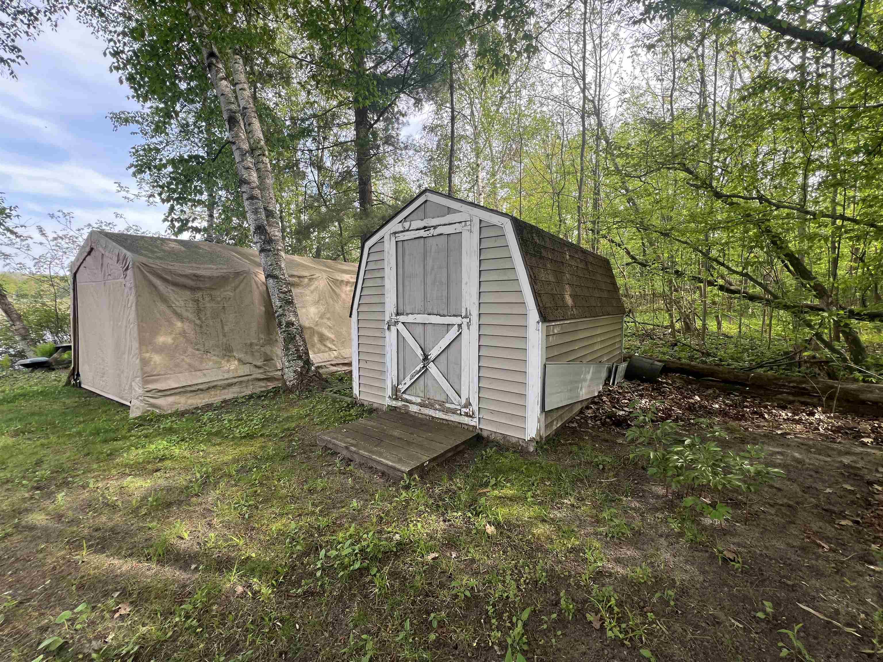 5006 Lake Point Street Harrison, MI 48625 - Photo 10 of 19