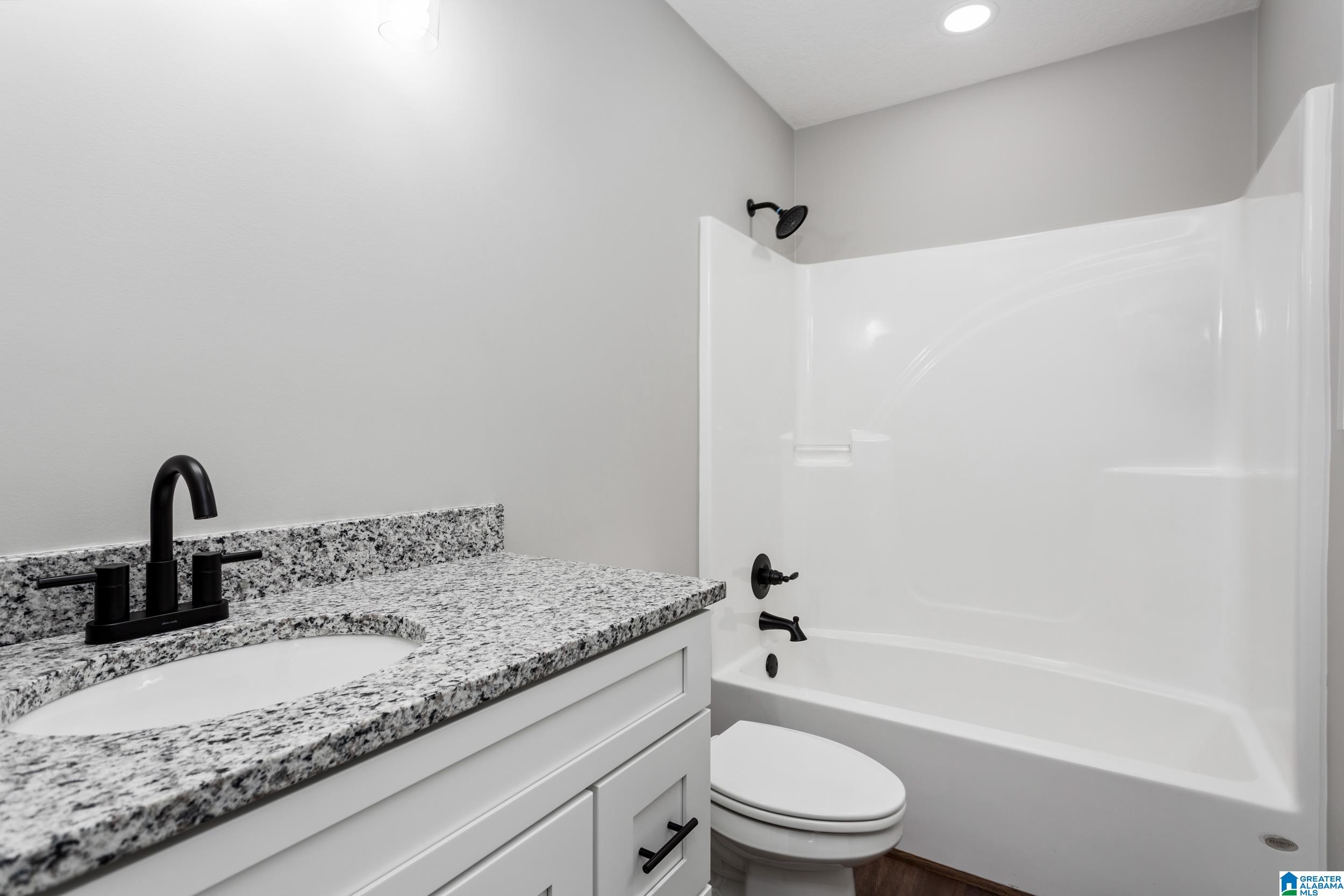 66 Shady Lane Ohatchee, AL 36271 - Photo 7 of 32