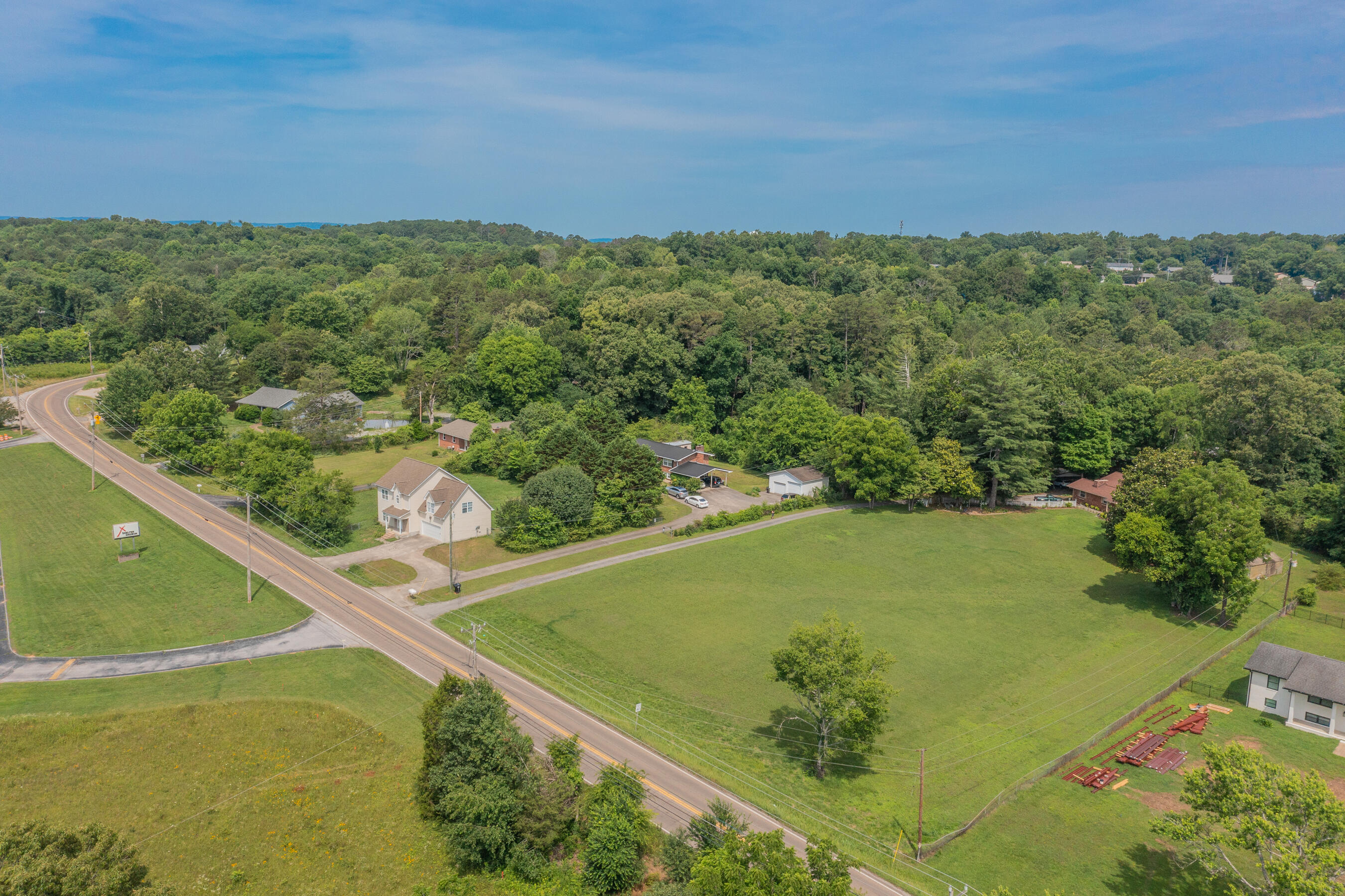 9527 East Brainerd Road Chattanooga, TN 37421 - Photo 36 of 52 9527 E Brainerd Aerial HD-4