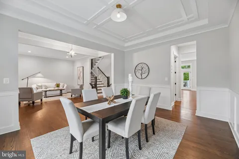 $2,400,000 | 2336 North Oak Street, Falls Church, VA 22046