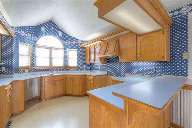 $150,000 | 204 West 1st Street, Garden City, MO 64747