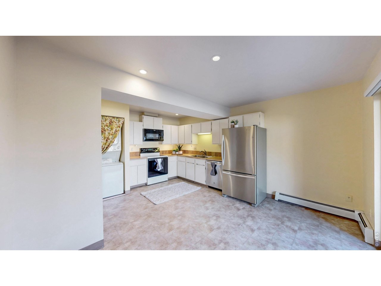705 East Drake Road, Unit 25 Fort Collins, CO 80525 - Photo 5 of 34 Kitchen/Dining