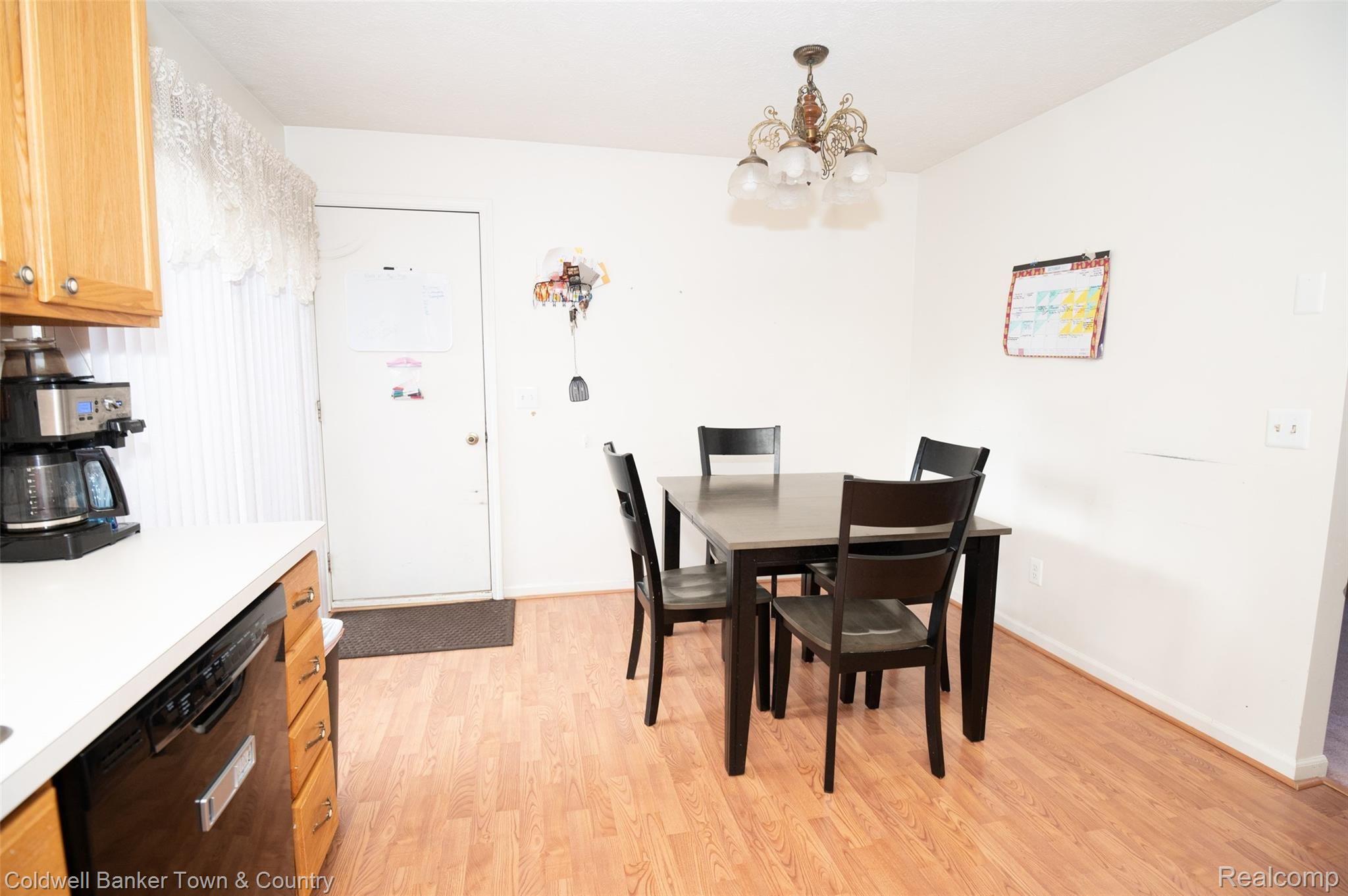 170 Turtle Trace Pinckney, MI 48169 - Photo 4 of 15 MC-4.JPG