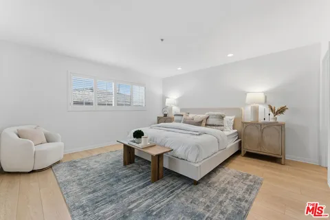 $1,549,000 | 1214 14th Street, Unit 204, Santa Monica, CA 90404