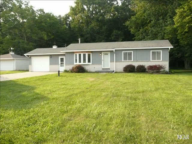 820 Steiner Road Monroe, MI 48162 - Photo 1 of 10 20015482.JPG