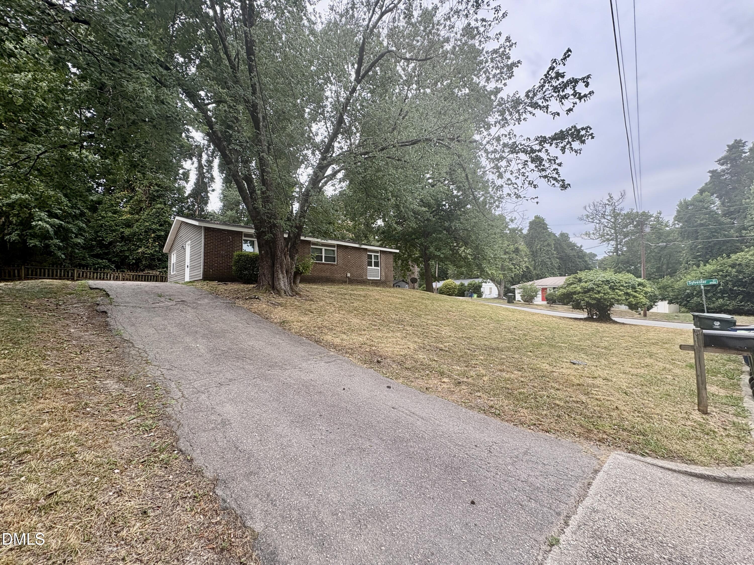 1100 Savannah Drive Raleigh, NC 27610 - Photo 2 of 24
