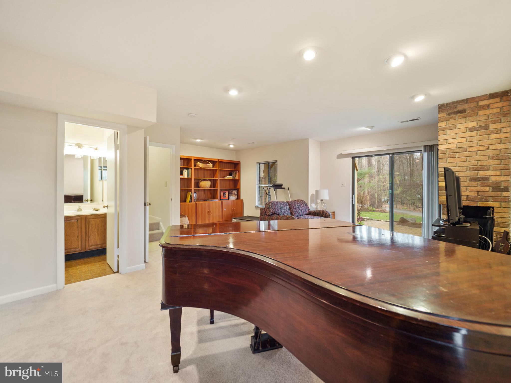 2042 Swans Neck Way Reston, VA 20191 - Photo 21 of 30 Basement