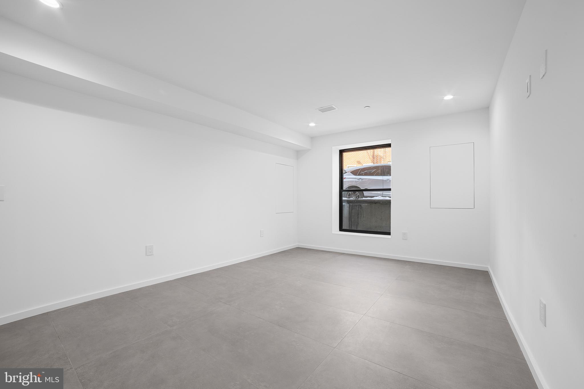 2018 Ellsworth Street Philadelphia, PA 19146 - Photo 39 of 47 a view of an empty room with a window