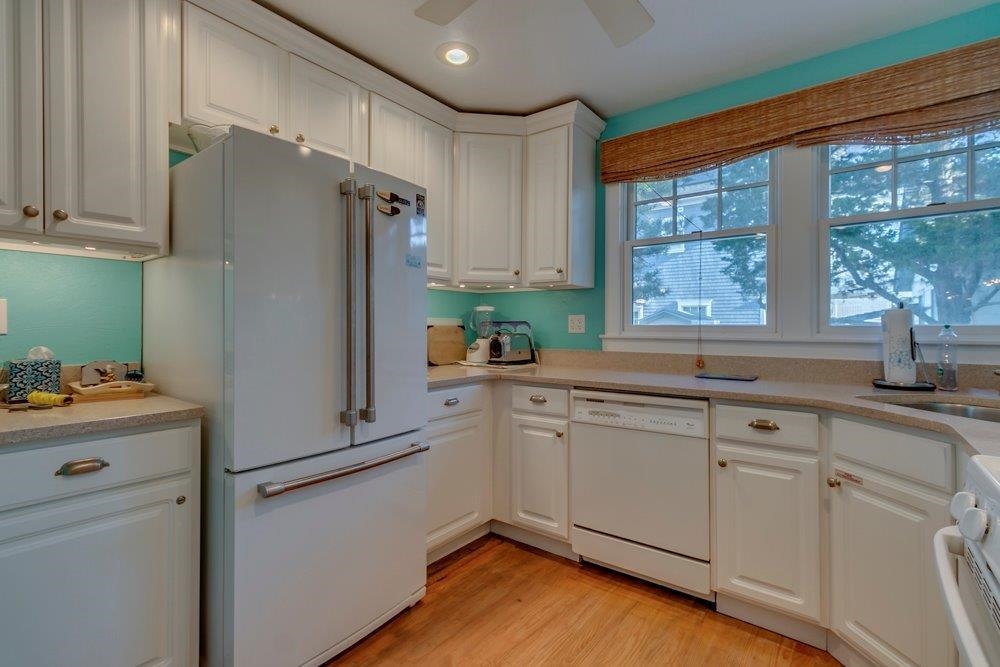 3149 1st Avalon, NJ 08202 - Photo 8 of 20 a kitchen with appliances a sink and a window